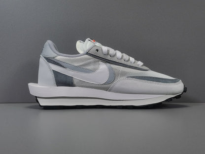 Zapatillas Sacai x Nike Waffle Daybreak BV0073-100