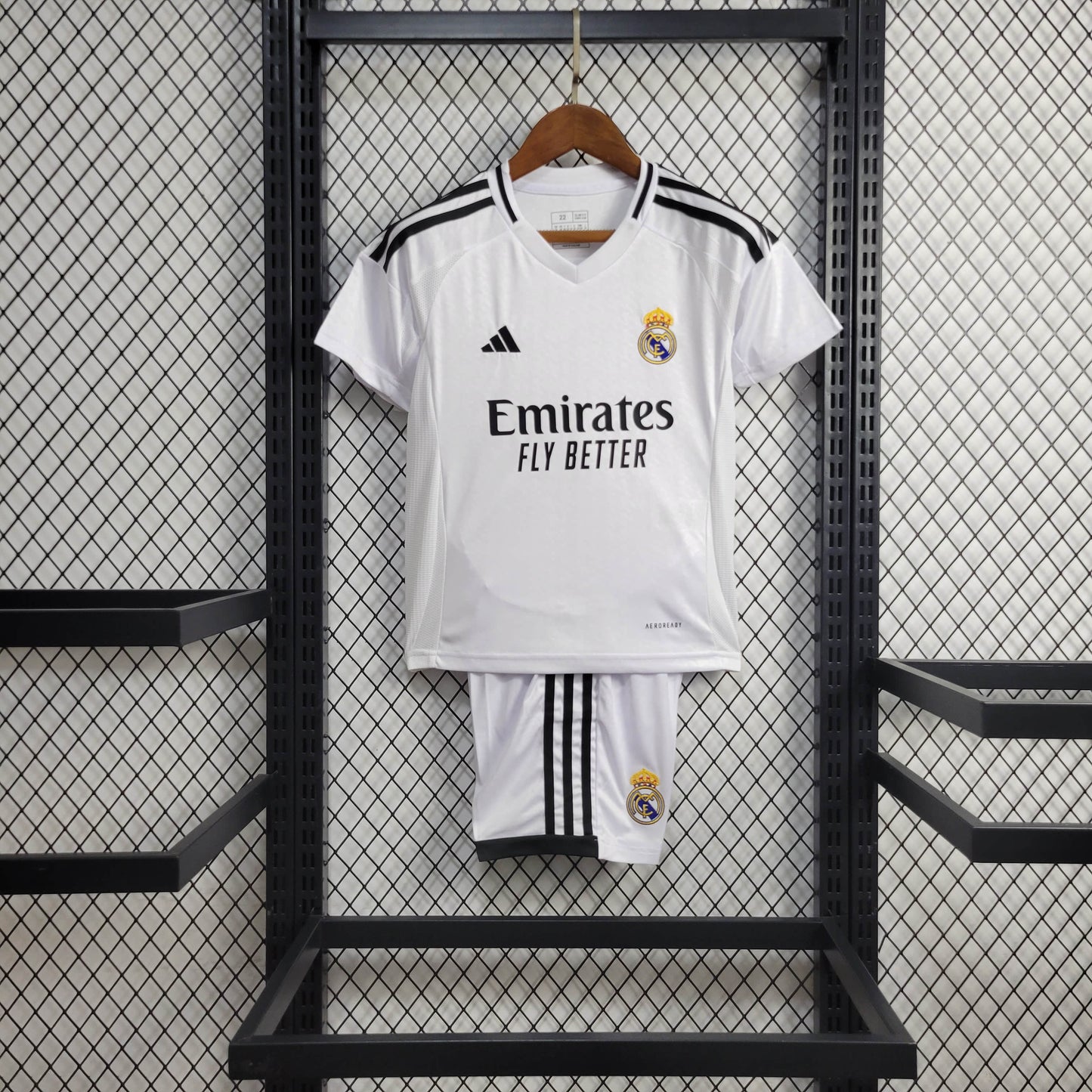 Kit Niños Real Madrid 2024/25 Local