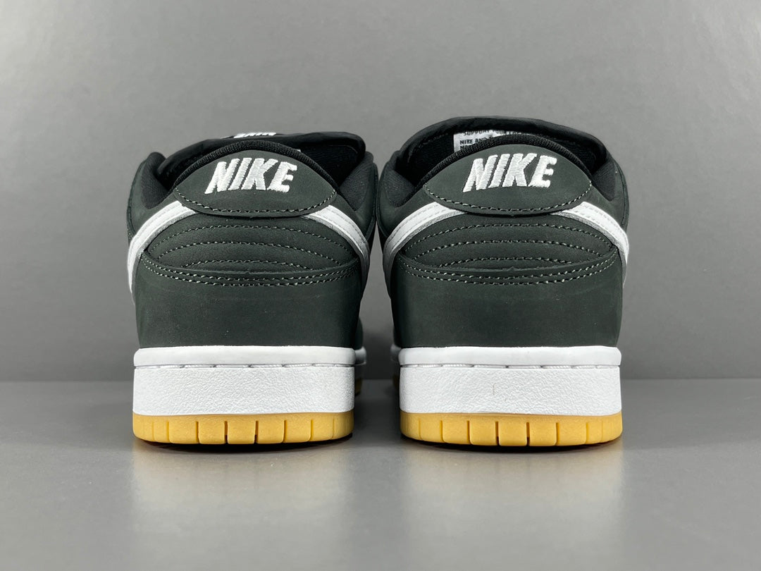 Zapatillas Nike SB Dunk Low Pro Black Gum