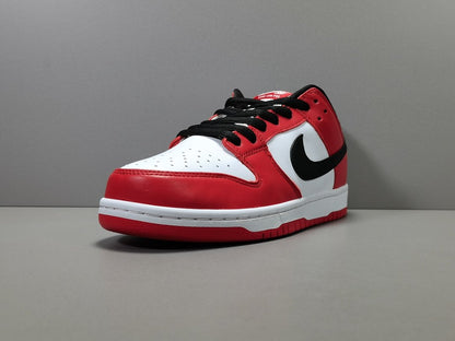 Zapatillas Nike SB Dunk Low Pro Versión Chicago