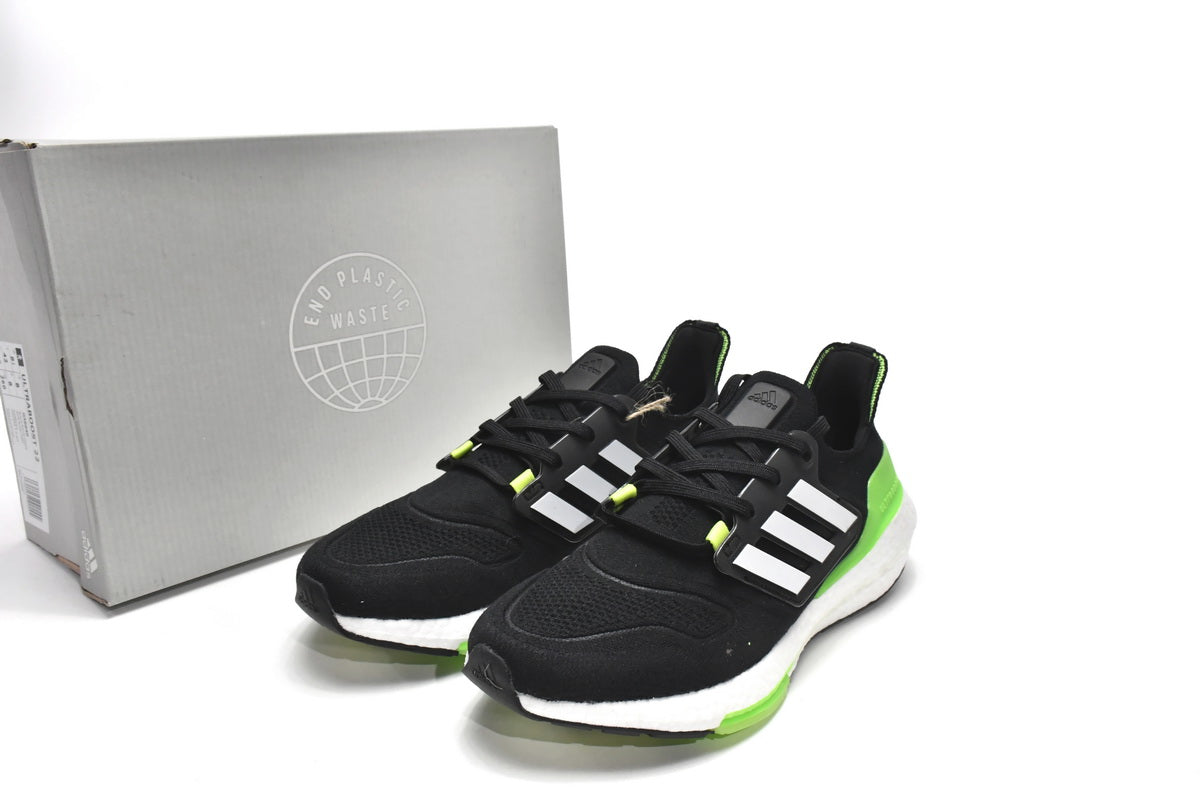 Zapatillas Adidas Ultra Boost 2022 Black Solar Green